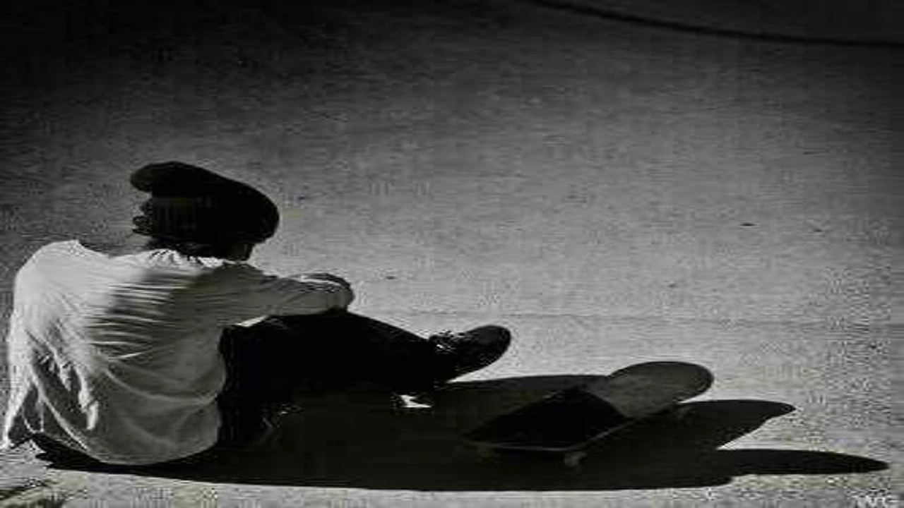 صورة خلفيات واتس اب حزينة بدون كتابة