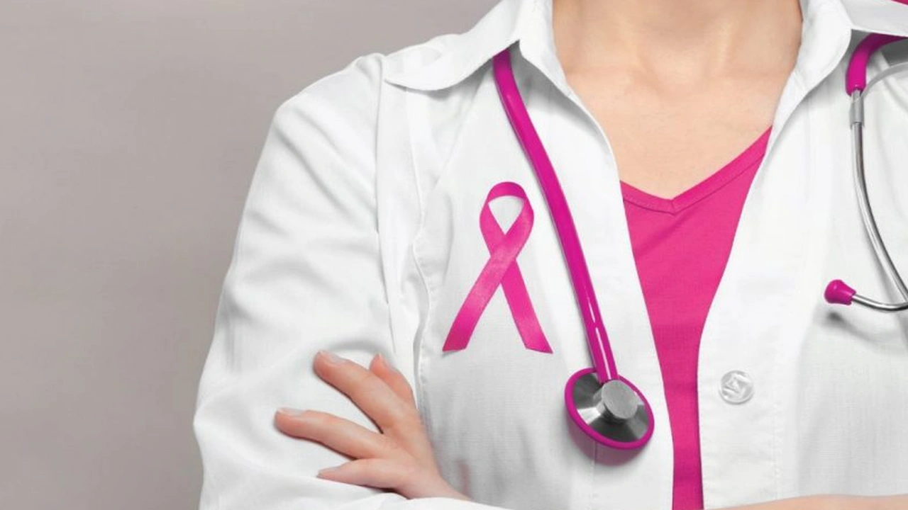 صورة مطويات عن سرطان الثدي