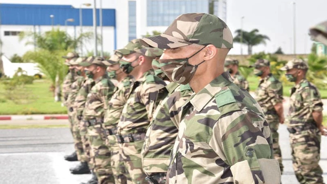 صورة مميزات وعيوب ضباط الصف