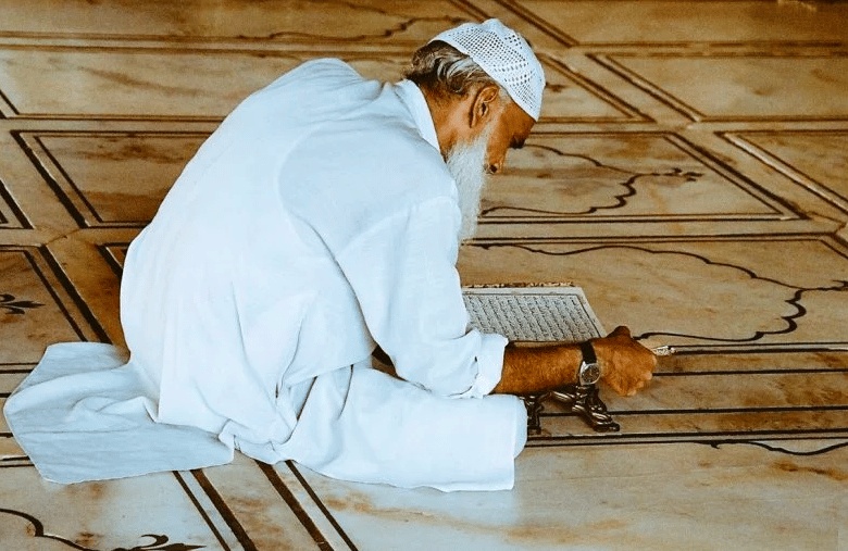 أرقام شيوخ للاستفسارات واتس
