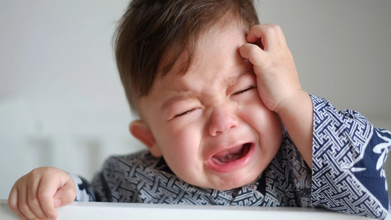 صورة أمراض العيون الشائعة لدى الطفل قبل العامين 