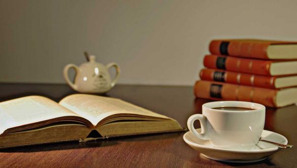 ابيات شعر في طلب العلم