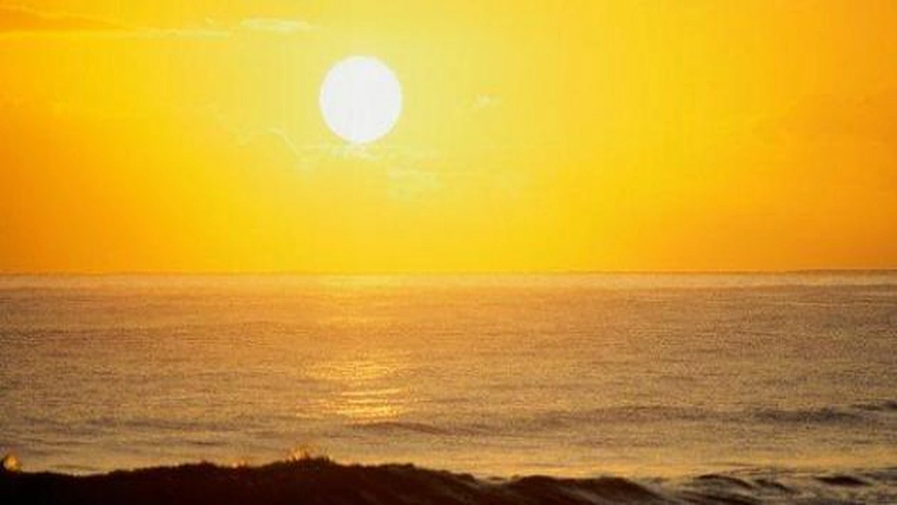 صورة اذاعة مدرسية عن الشمس