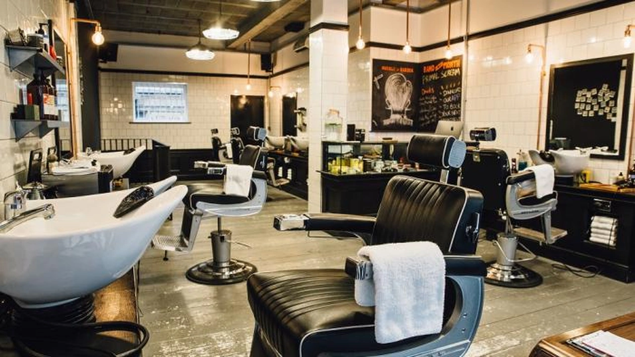 صورة اسماء محلات حلاقة بالانجليزي