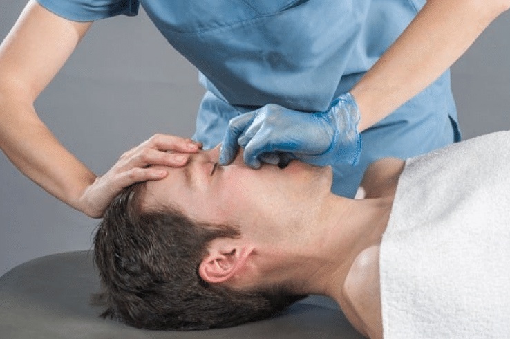افضل دكتور تجميل انف في سلطنة عمان