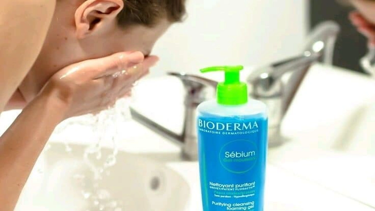 صورة افضل غسول للبشرة الدهنية