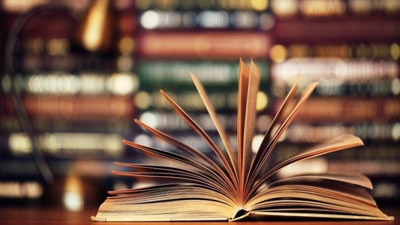 صورة اقتراح اسماء كتب