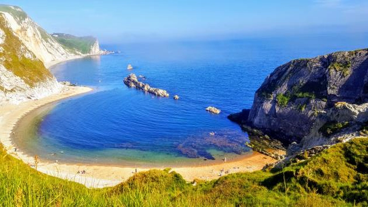 صورة الفرق بين البحر والمحيط