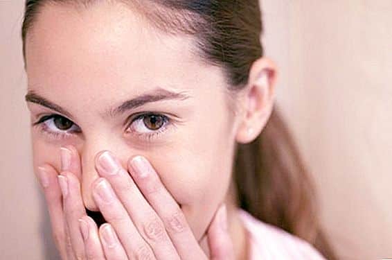 ايجابيات وسلبيات الخجل