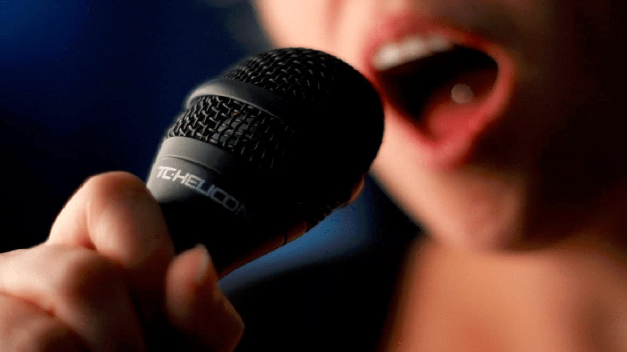 صورة ايجابيات وسلبيات الغناء