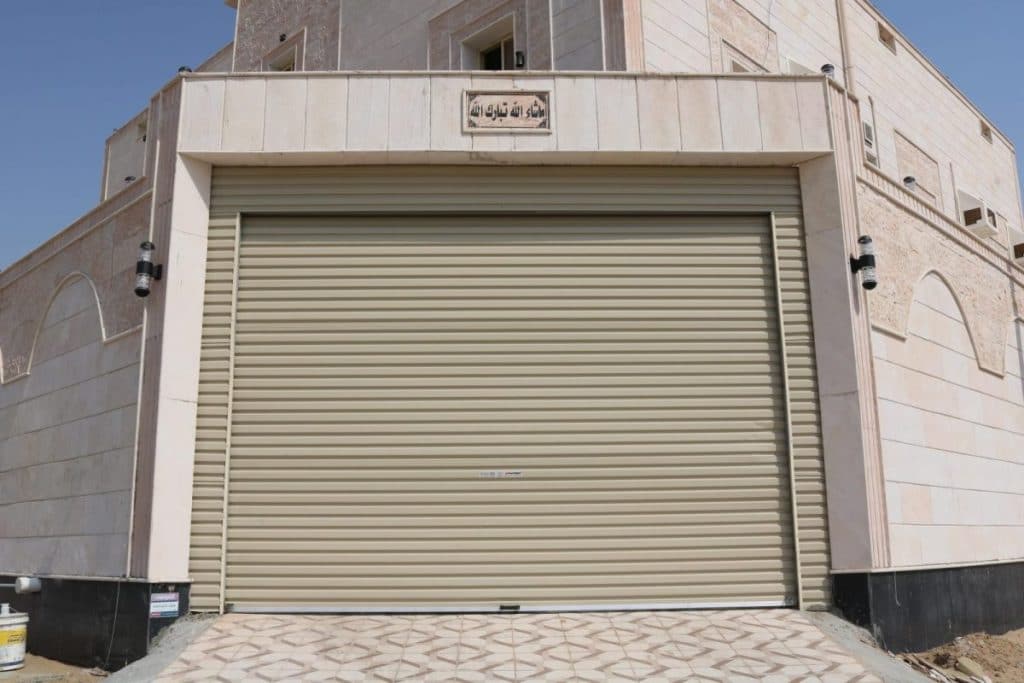 بوابات كهربائية بريموت