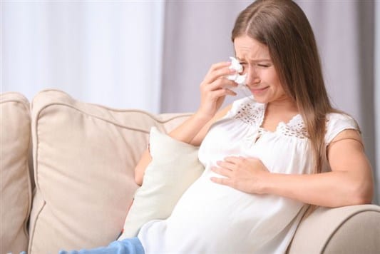 تجاربكم مع الخوف من الولادة