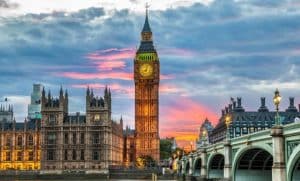 تعبير عن ساعة بيج بن بالانجليزي