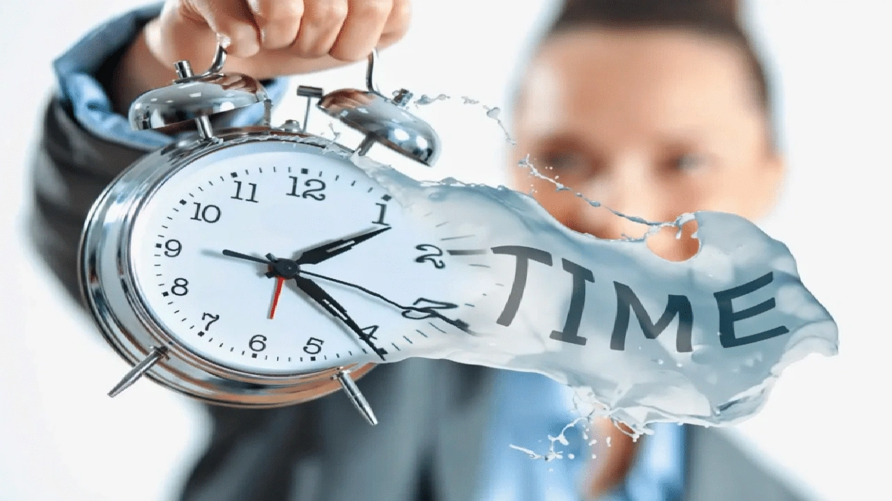 صورة تعبير عن ضياع الوقت