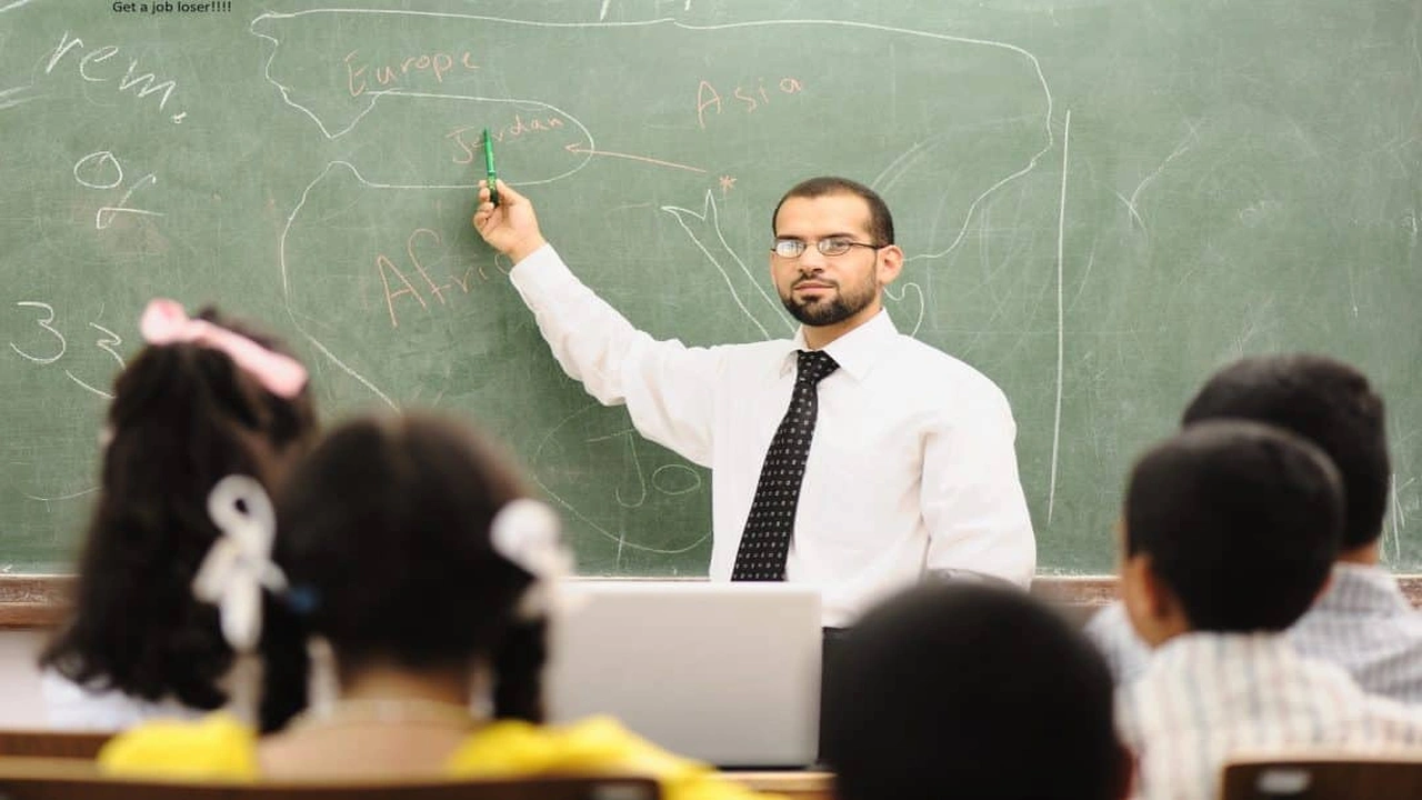 صورة تعبير عن مهنة المعلم بالفرنسية قصير