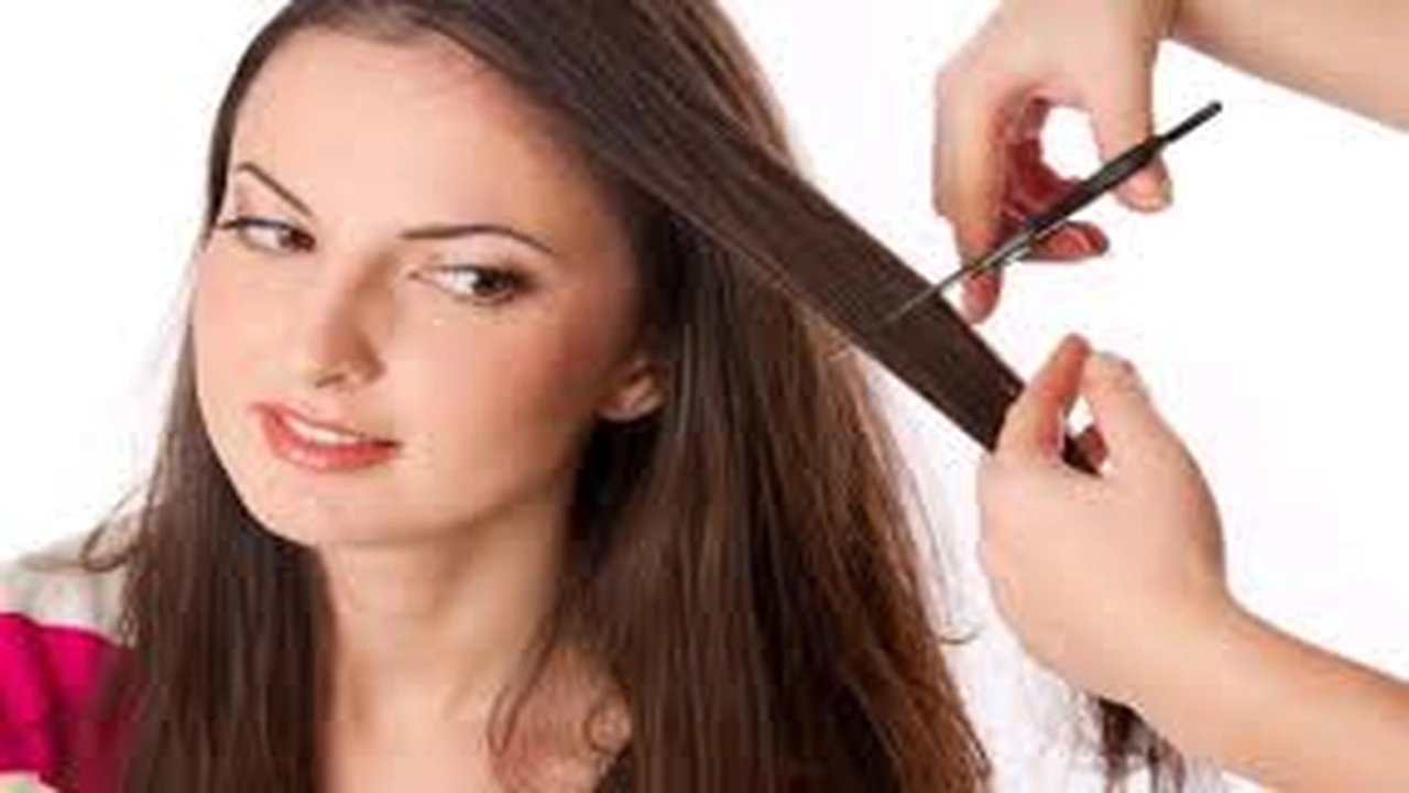 صورة تفسير حلم قص الشعر