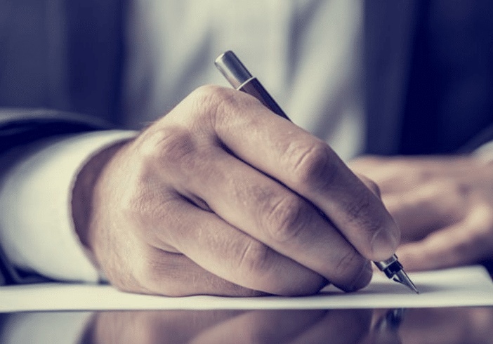 خطوات الكتابة في موضوع معين