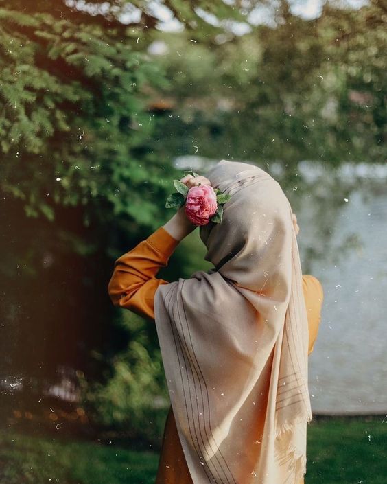 ​​خلفيات بنات محجبات للموبايل