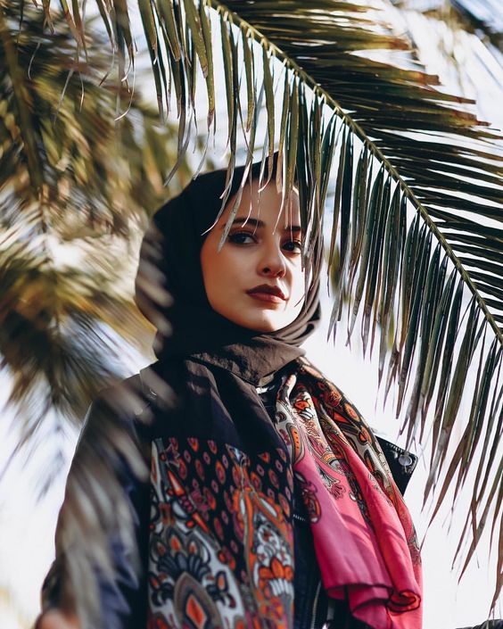 ​​خلفيات بنات محجبات للموبايل