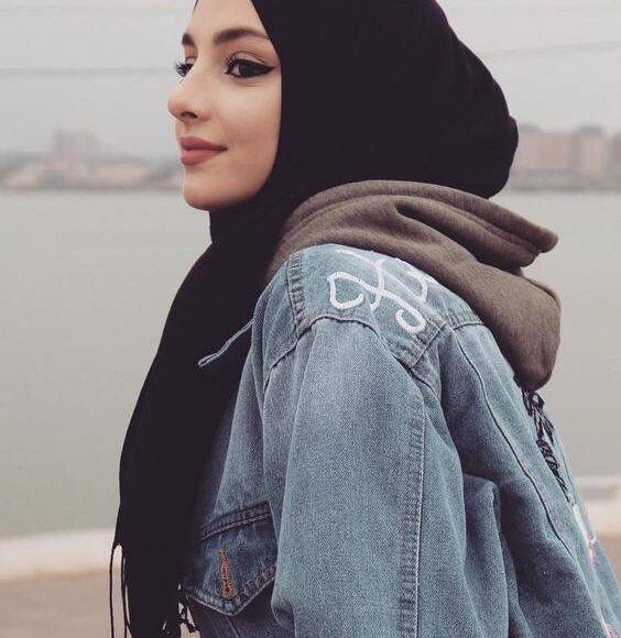 ​​خلفيات بنات محجبات للموبايل