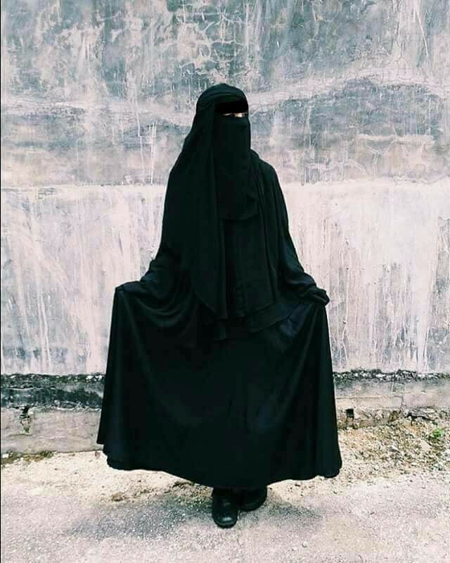 خلفيات بنات منتقبات
