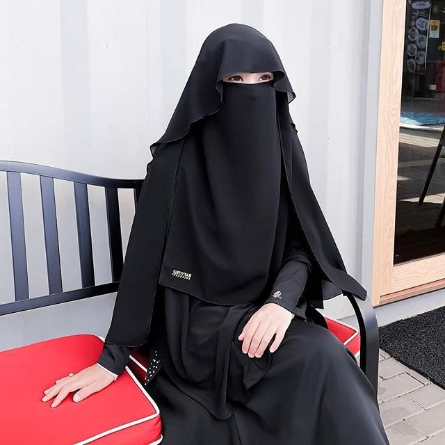خلفيات بنات منتقبات