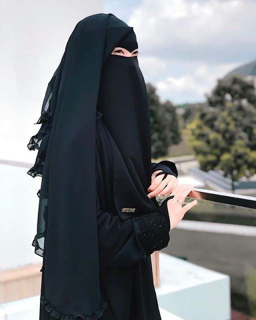 خلفيات بنات منتقبات