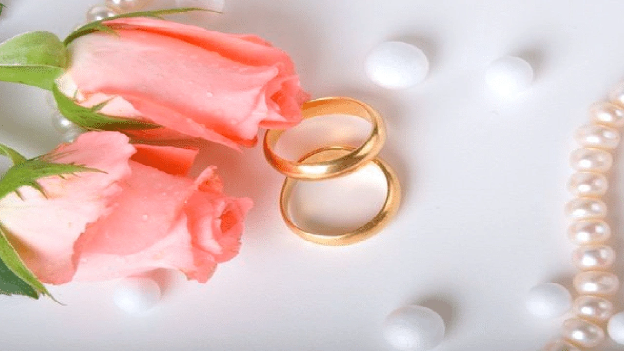 صورة دعاء للعروسين بمناسبة الزواج