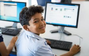 دليل المدارس الحكومية في الشارقة