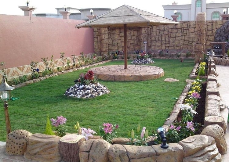 ديكورات حدائق منزلية صغيرة وبسيطة