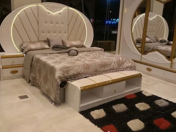 ديكورات غرف نوم للعرسان