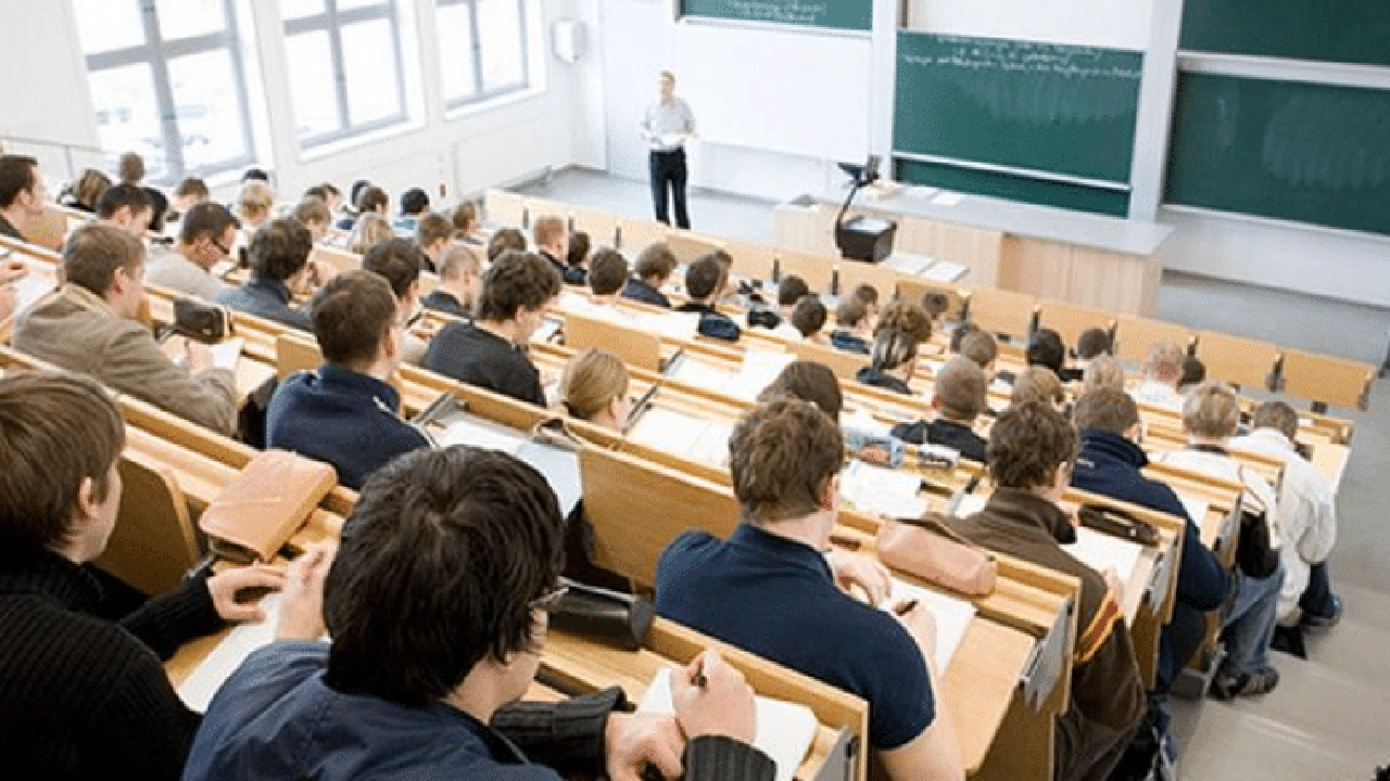 صورة راتب الدكتور الجامعي في السعودية