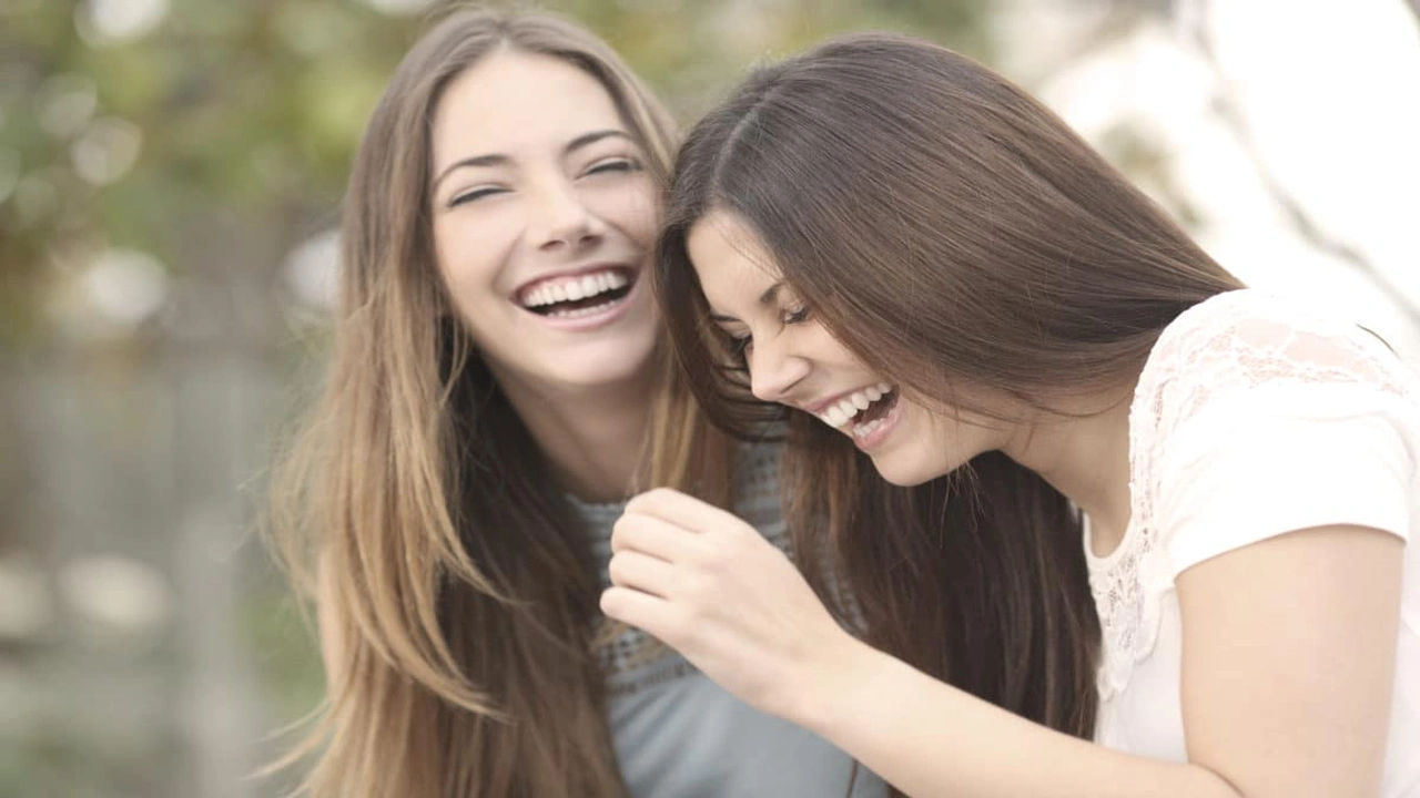 صورة رسائل حب لصديقتي الغالية