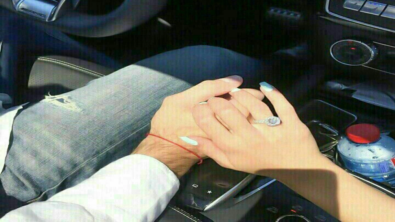 صورة رمزيات ايادي مخطوبين انستقرام