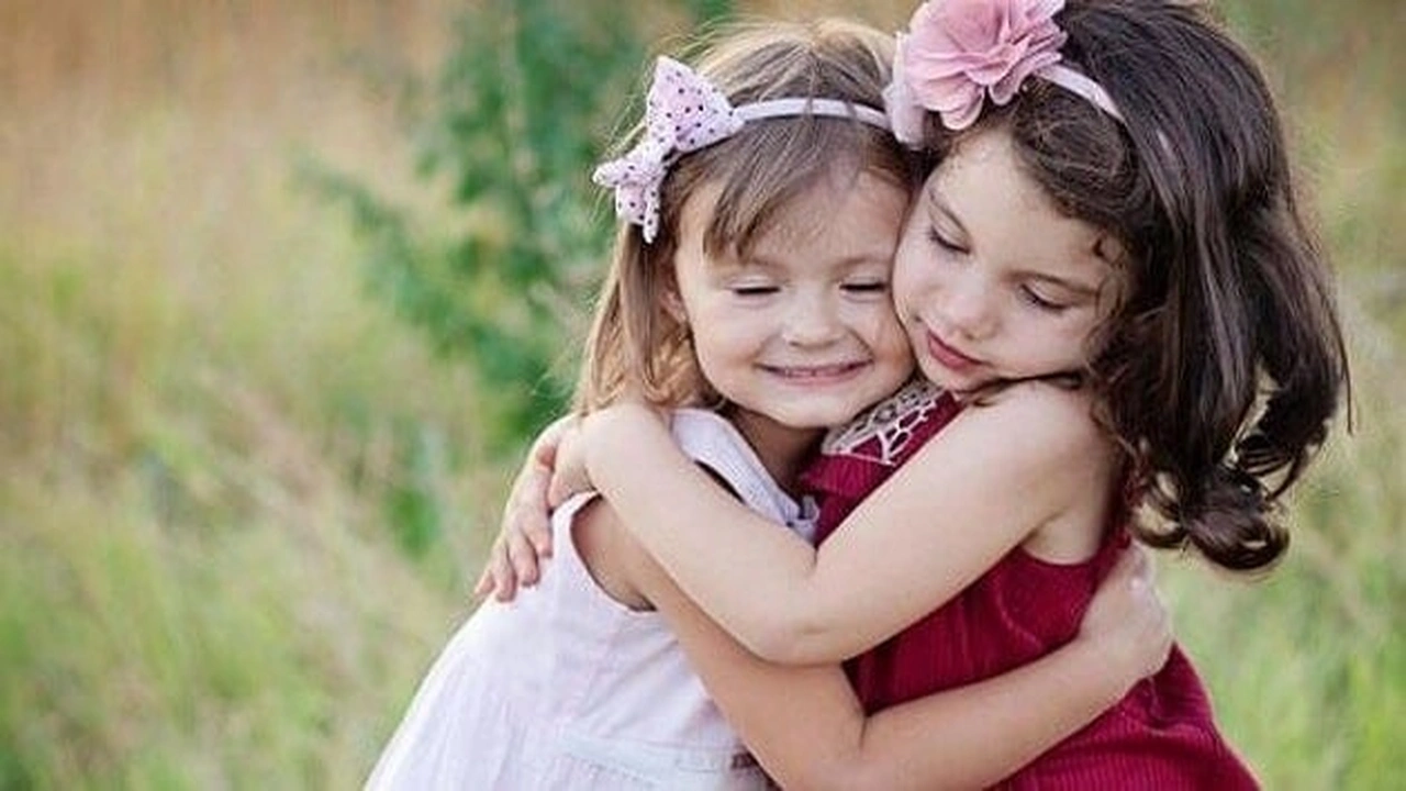 صورة سيرة ذاتية عن الصداقة