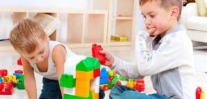 سيرة ذاتية عن ذكريات في البيت