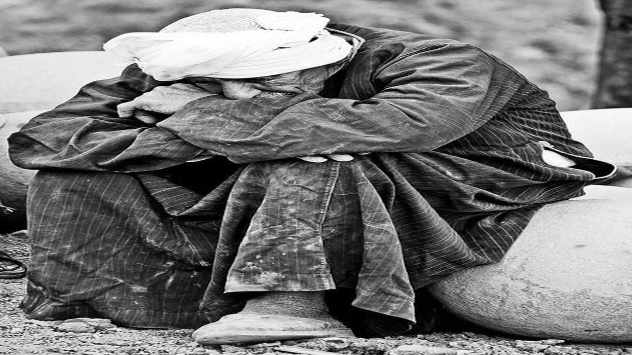 صورة شعر بدوي عن الفقر