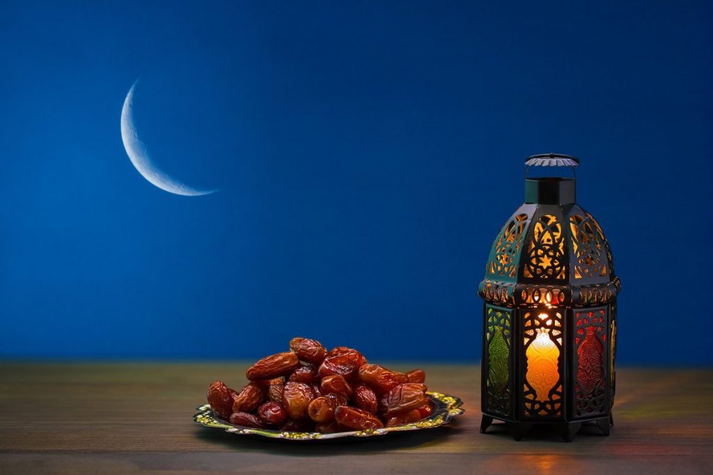 شعر قصير عن استقبال رمضان