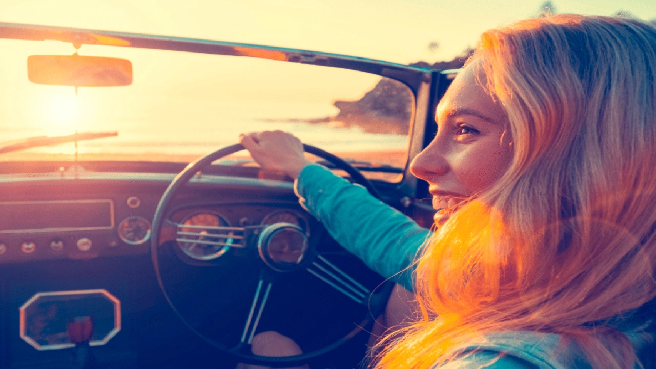 صورة شعر وصف السيارة