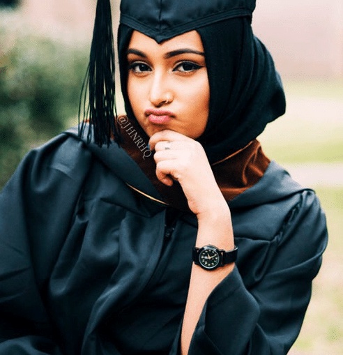 صور بنات تخرج 2024