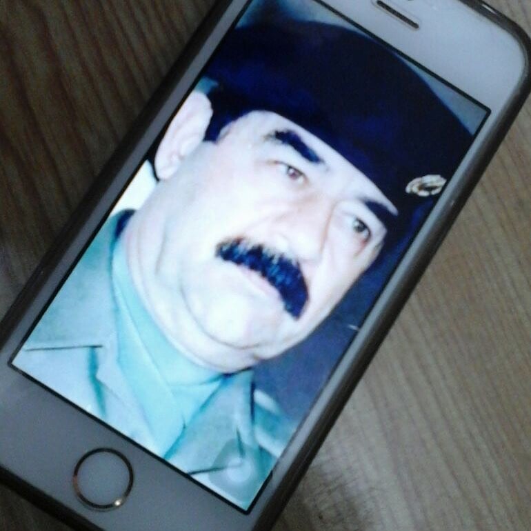 صور صدام حسين