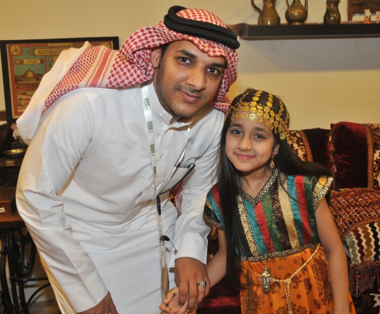 صور مايا بخش