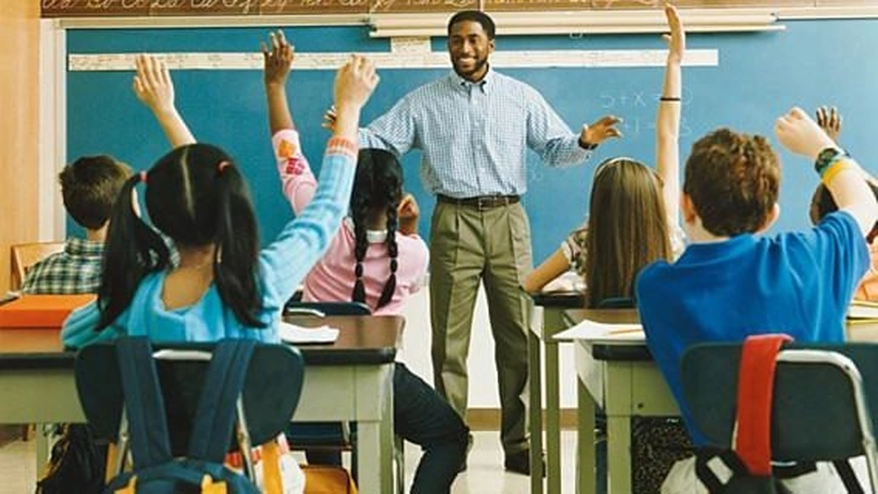 صورة عبارات بالفرنسية للتواصل في القسم