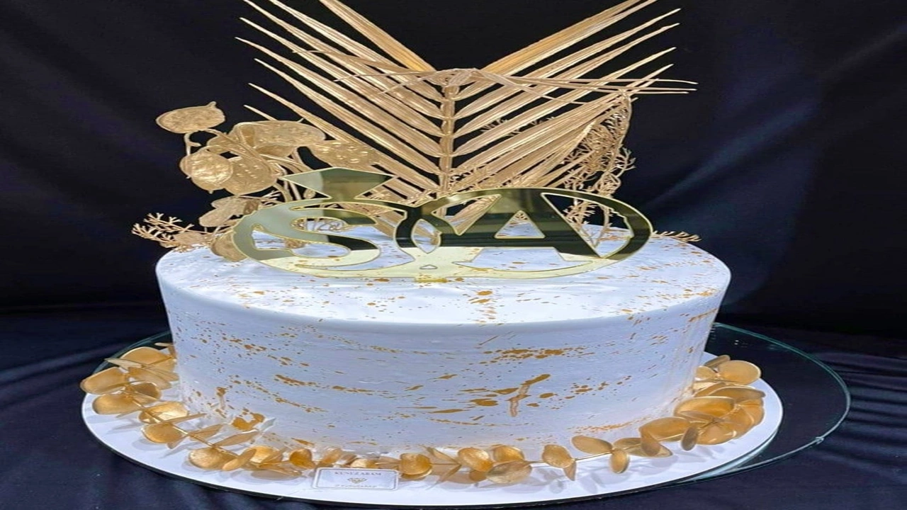 صورة عبارات تكتب على الكيك للزواج