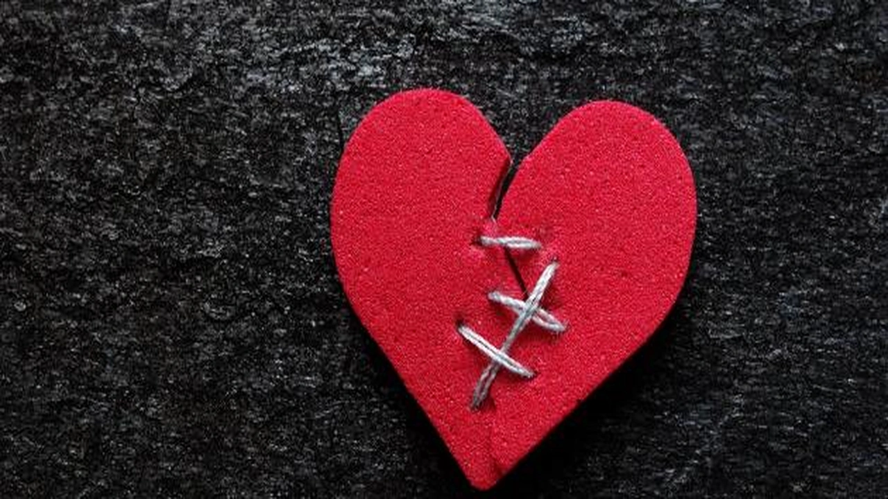 صورة قصص خيانة واقعية قصيرة