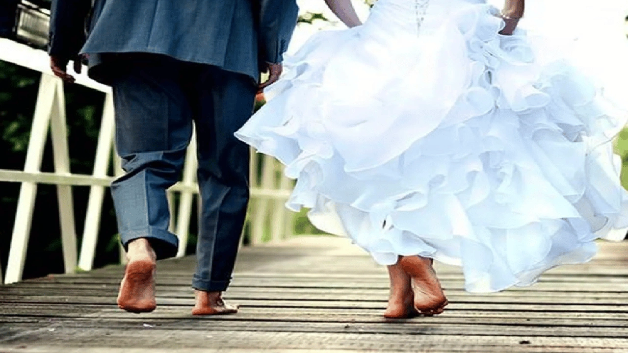 صورة كيف اجعل زوجي خاتم في أصبعي بالملح