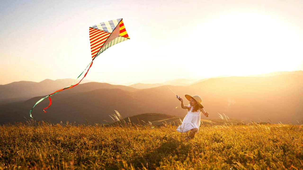 صورة كيف اسوي طائرة ورقيه