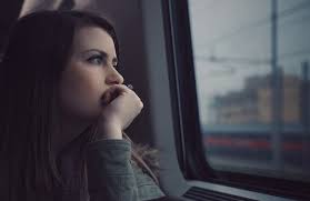 كيف اعرف أن شخص يتخاطر معي