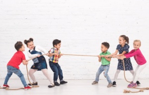 مطويات عن خصائص النمو للمرحلة الابتدائية