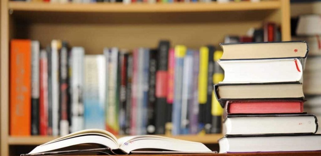 مقدمة وخاتمة عن القراءة